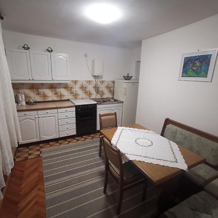 Apartment Dino Novi Vinodolski Esterno foto
