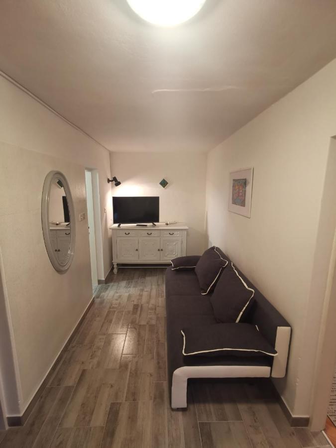 Apartment Dino Novi Vinodolski Esterno foto